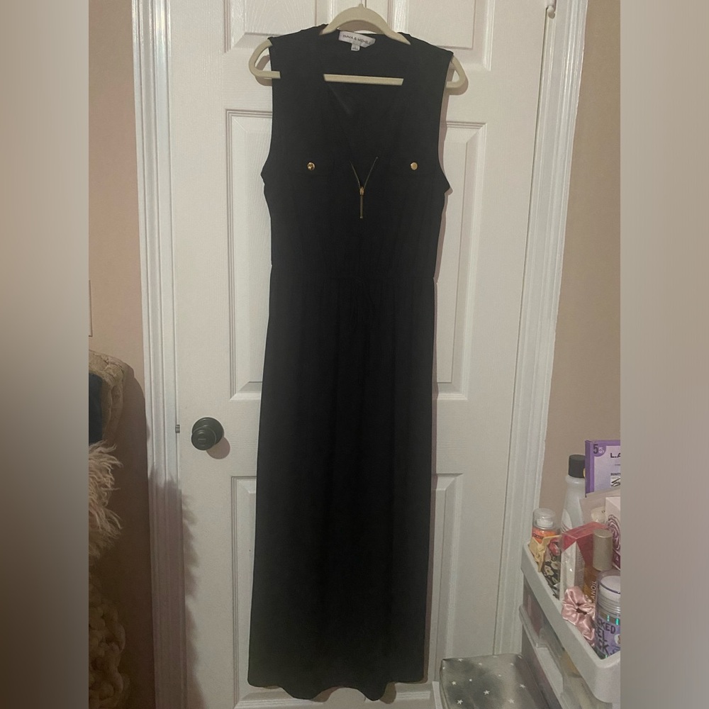 Like new Emma & Michelle Elegant Black Sleeveless Maxi Dress